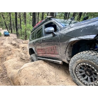 Offroad Animal Rock Sliders Welded, Suitable for Toyota Land Cruiser 300 Series, 2022 to Current